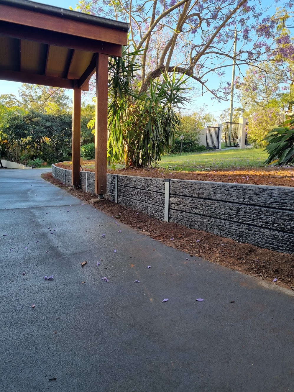 home | Queensland Retaining Walls